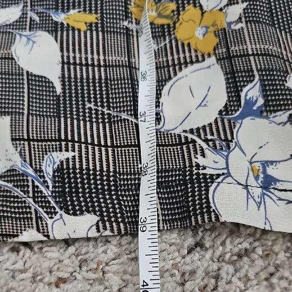 Floral Plaid Long Coat - Picture 8 of 11